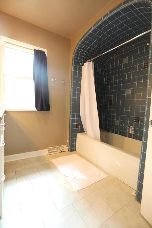 Blue House, Blocks From Ross-Aide, Mackey, Samara House, Birck Golf Complex Villa West Lafayette Ngoại thất bức ảnh
